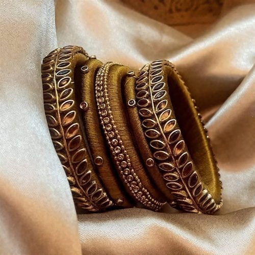 Churi Muri Kundan Festival Bracelet - Image 4