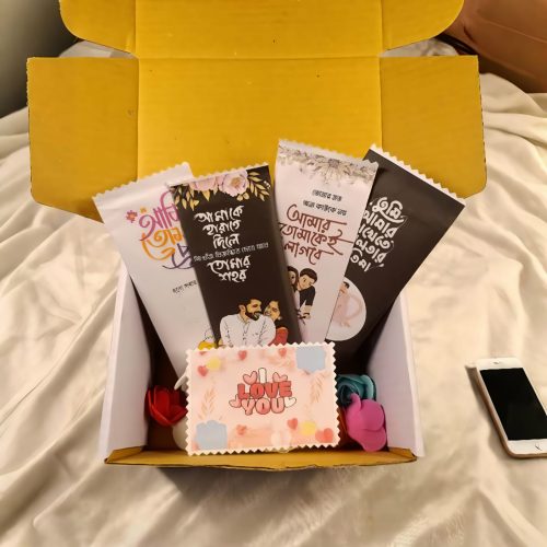 4Pcs Chocolate Package With Artificial Flower & Note - Image 2