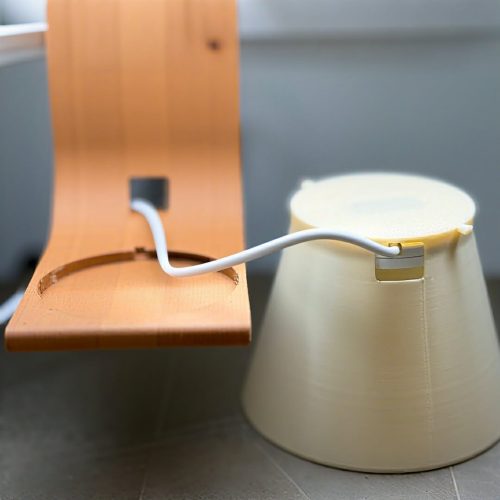 Mordarn Wood Style Table Lamp - Image 5